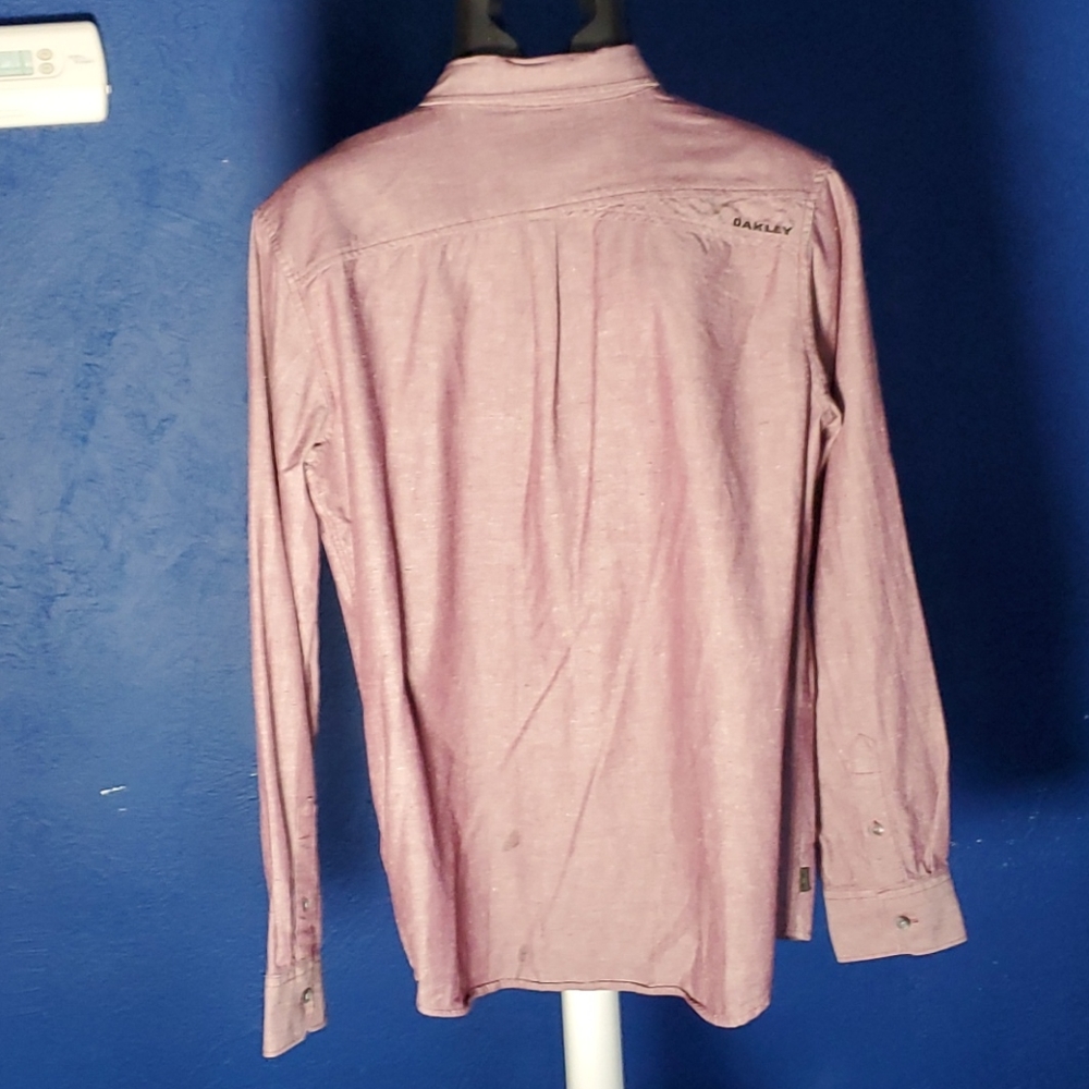 Oakley Button Down - Picture 2 of 4